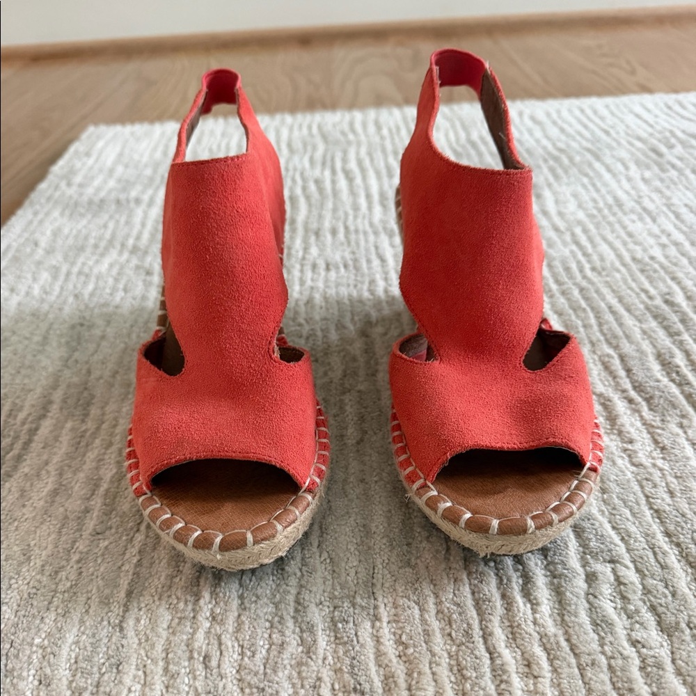 Gentle Souls Coral Suede Espadrille Wedge Sandals Size 6